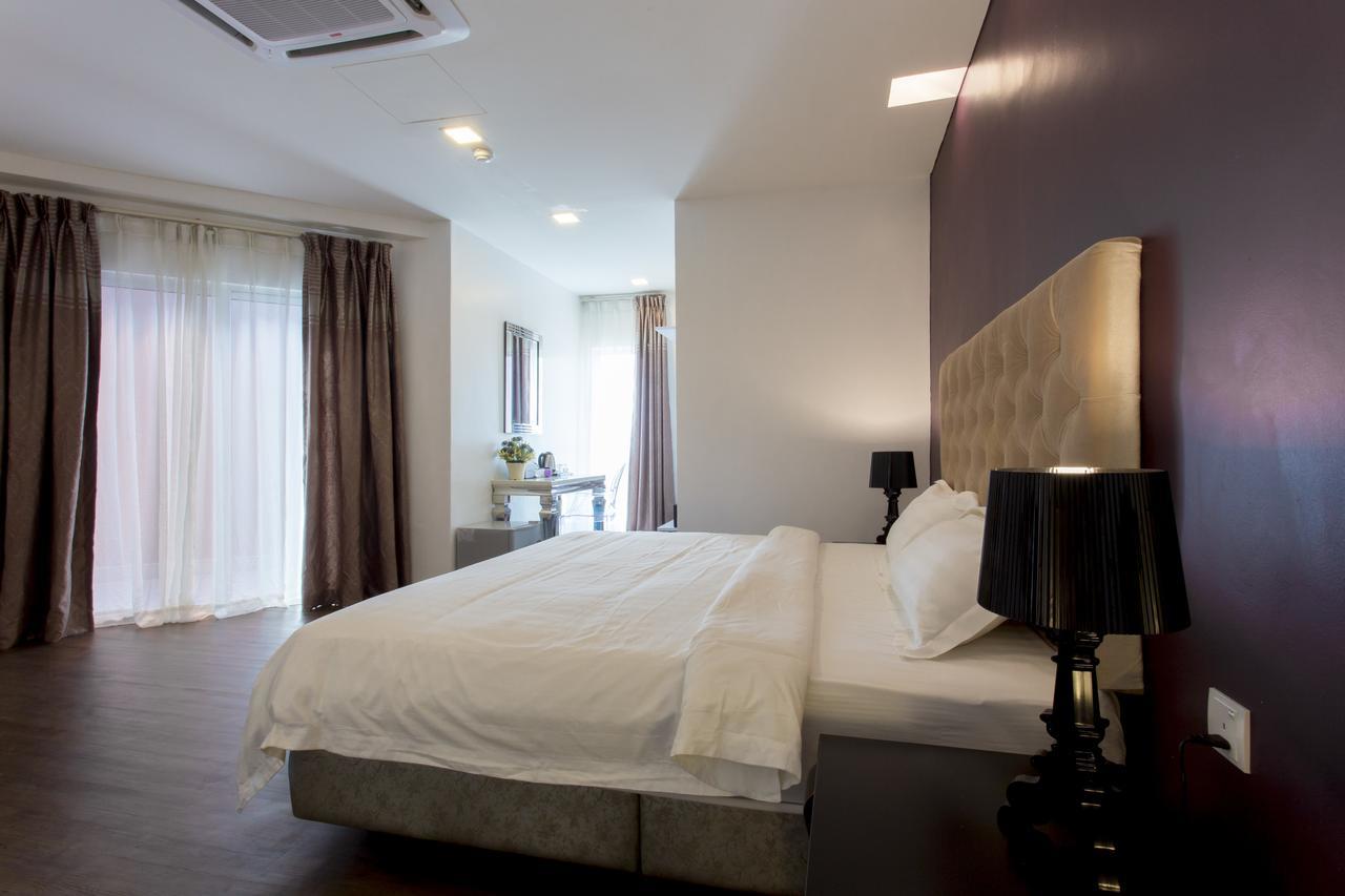 Aloha Hotel Sdn Bhd Понтиан-Кечил Экстерьер фото